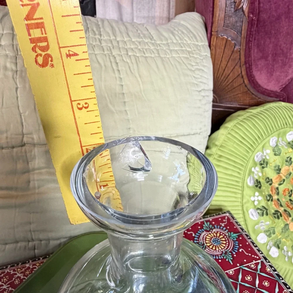 Krosno Decanter *Chipped*